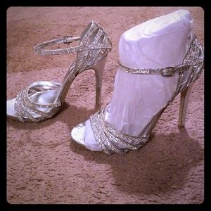 Silver dress sandals Steve Madden